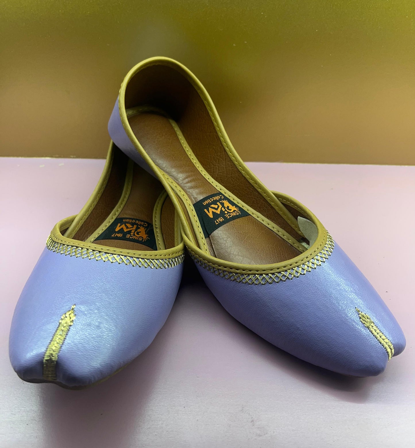 Simple Decent Khussa – Everyday Grace in a Classic Look Walk Inn