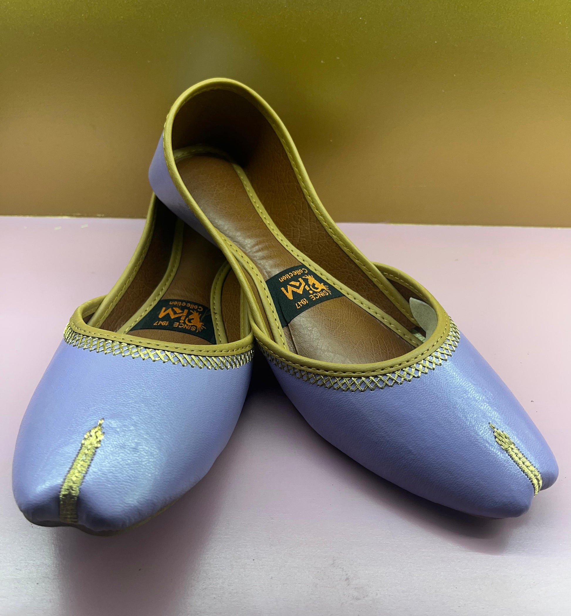Simple Decent Khussa – Everyday Grace in a Classic Look Walk Inn