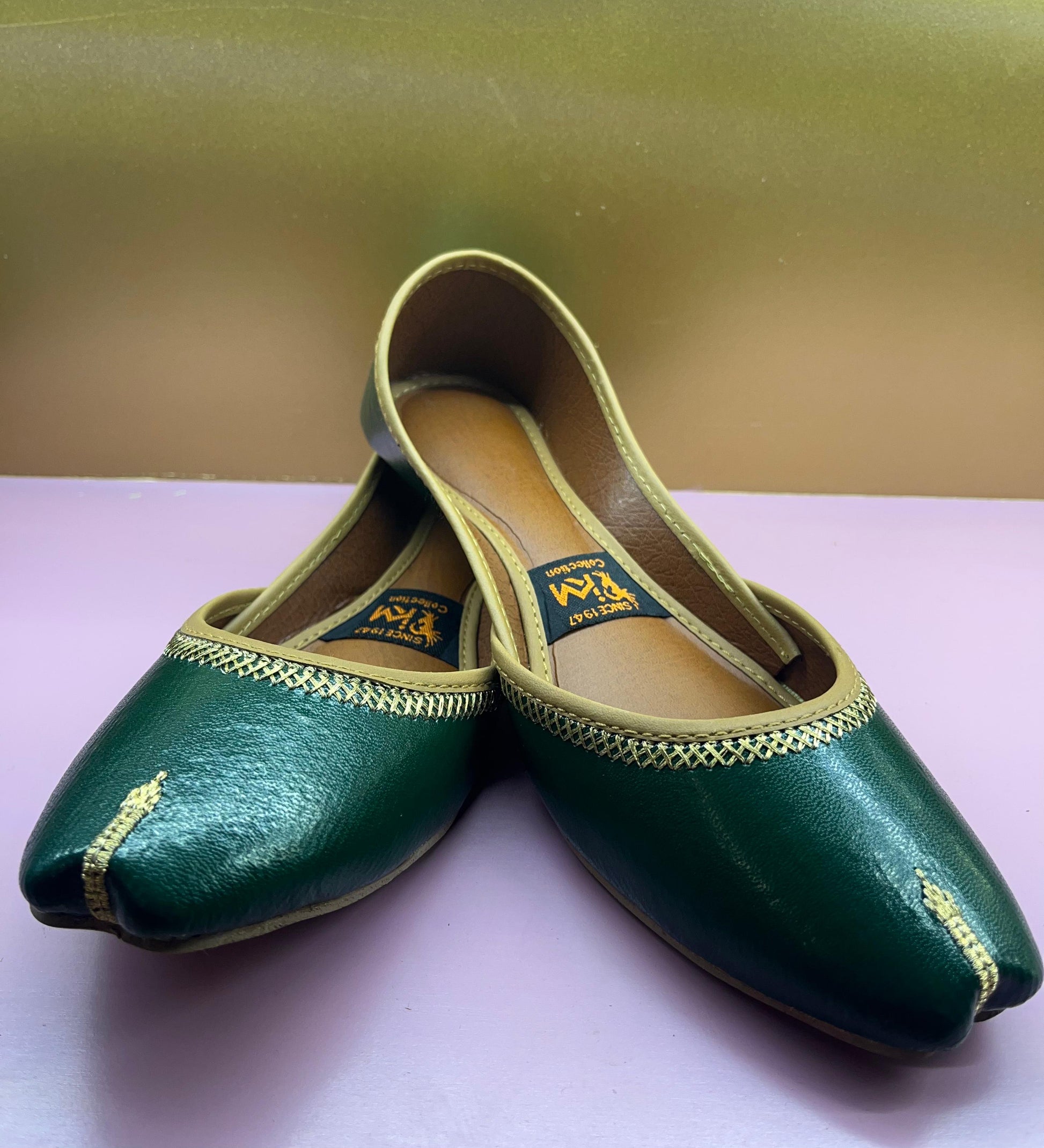Simple Decent Khussa – Everyday Grace in a Classic Look Walk Inn